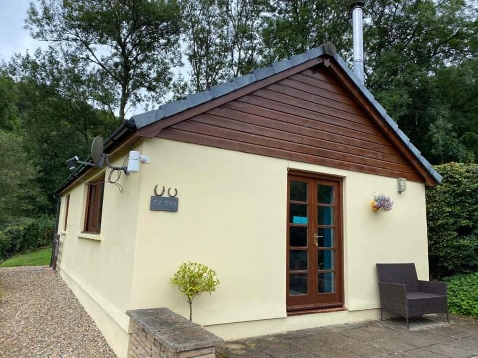 Ty Twt - Complete Holiday Home Llandysul Buitenkant foto